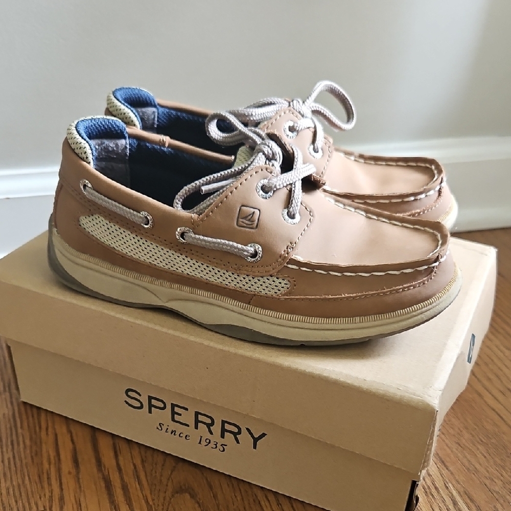 Sperry Lanyard Top-sider Boys Shoes.  Size 1.5 M.